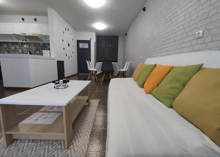 фамилия 100м от морето в Апартаменты Равда