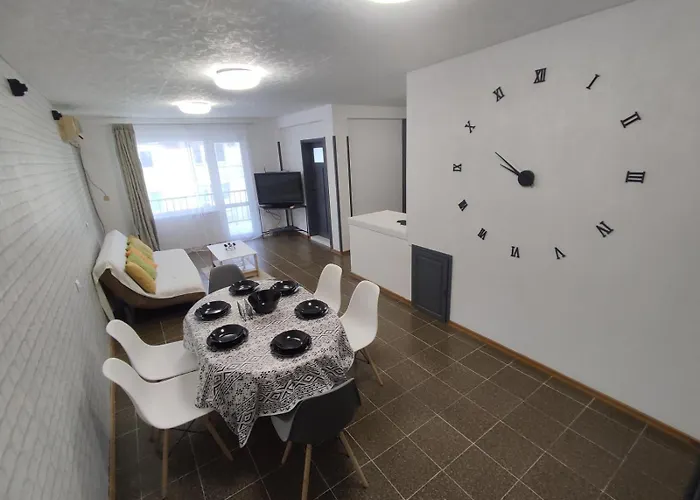 фамилия 100м от морето в Апартаменты Равда