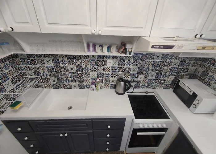 фамилия 100м от морето в Апартаменты