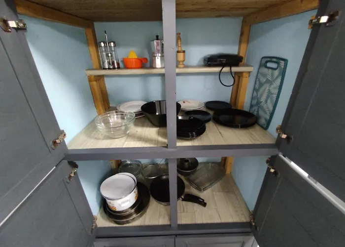 Апартаменты фамилия 100м от морето в