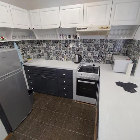 фамилия 100м от морето в Apartment *