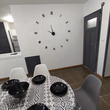 Apartment фамилия 100м от морето в