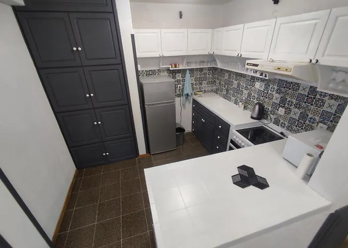 фамилия 100м от морето в 아파트 *