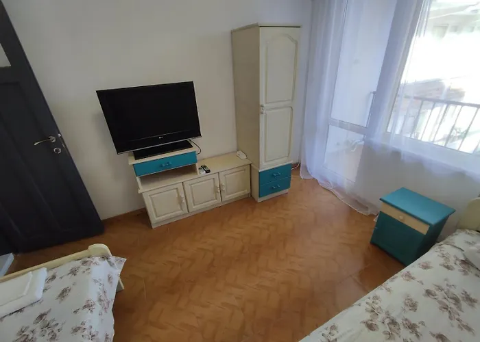 фамилия 100м от морето в 아파트 *